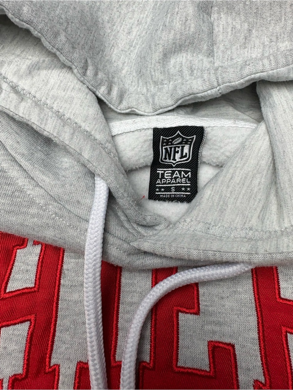 Like new! NFL KC Chiefs Tackle Twill Gray Pullover Hoodie - Women's SM - Picture 5 of 5
